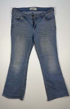 Hollister Mid-Rise Boot Cut Light Wash Denim Jeans Size 14R W32